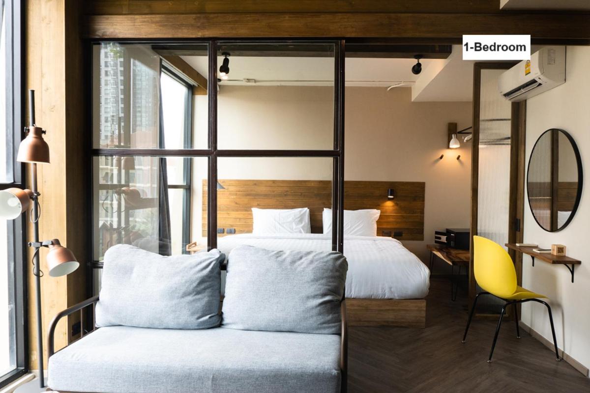 Karaarom Hotel Банкок Екстериор снимка